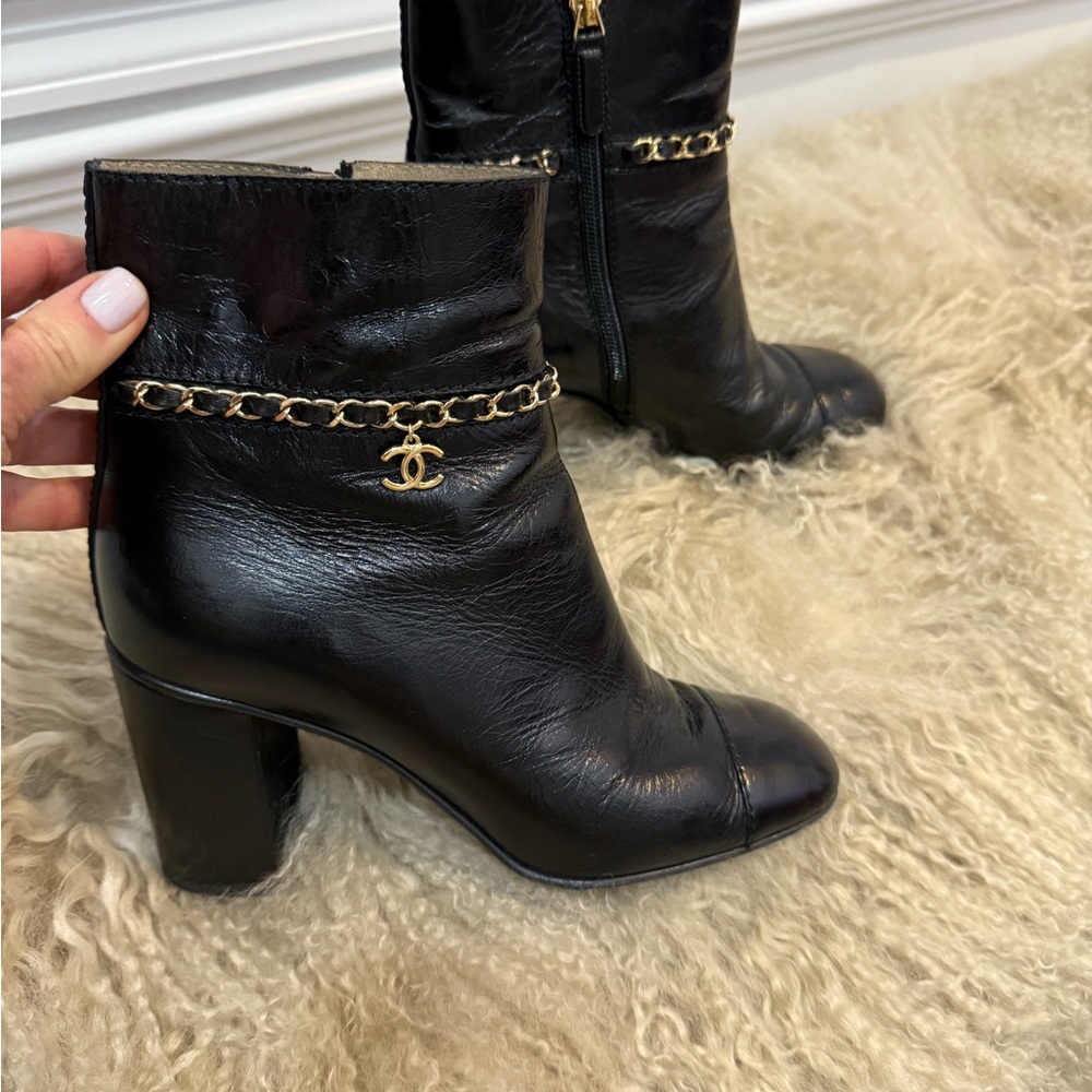 Chanel boots 38